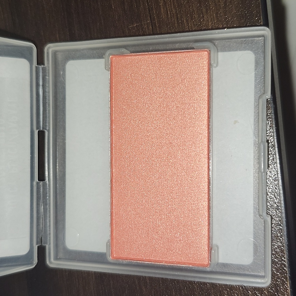 Mary Kay blush juicy peach